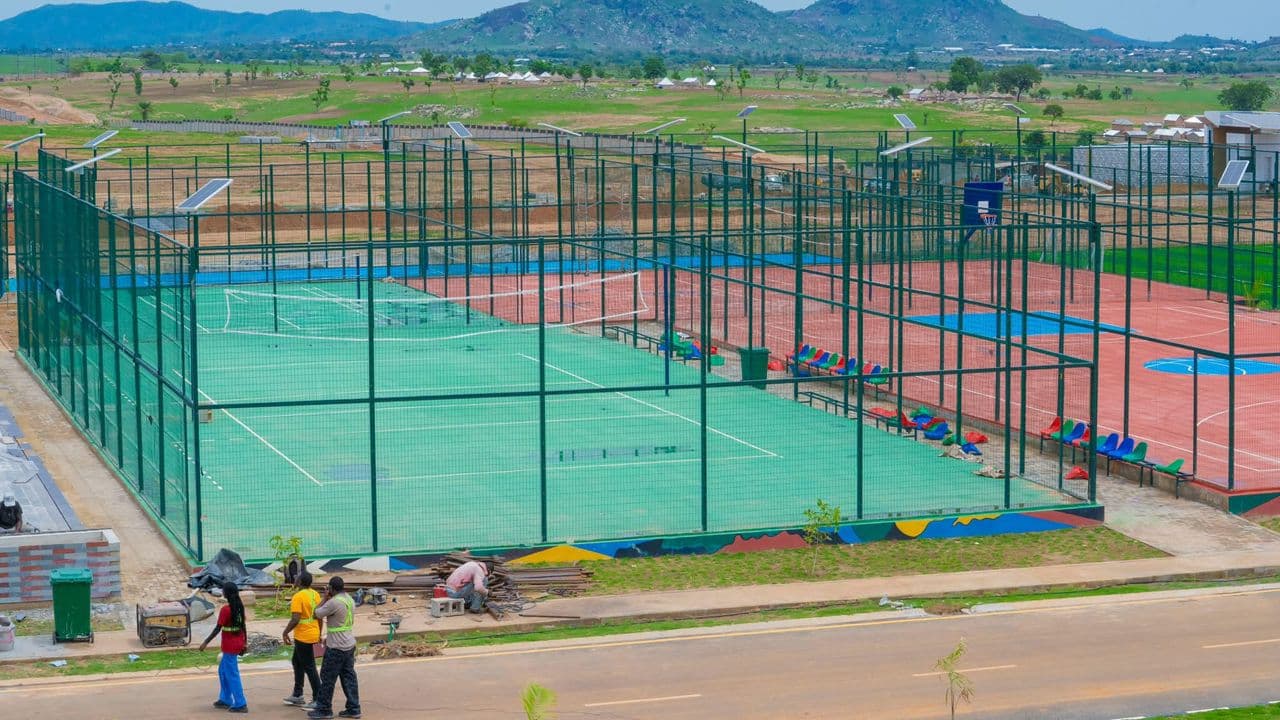 Secure entrance gates with professional estate management