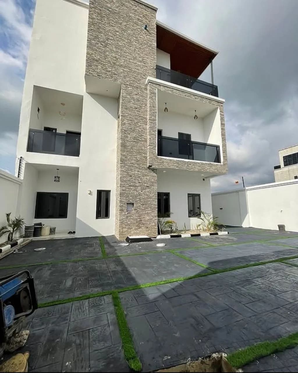 Semi Detached Duplex + BQ - View 3