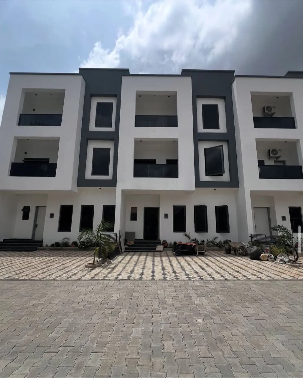 Terrace Duplex + BQ - Image 1